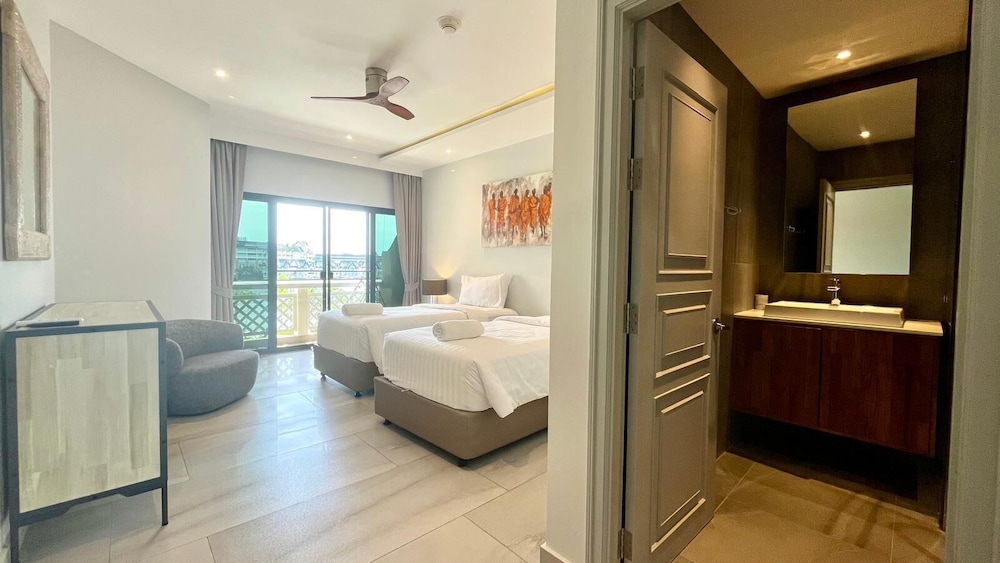 Luxury Seaview 6 Bedrooms With Infinity Pool Villa, Private Gym, Superfast Wifi