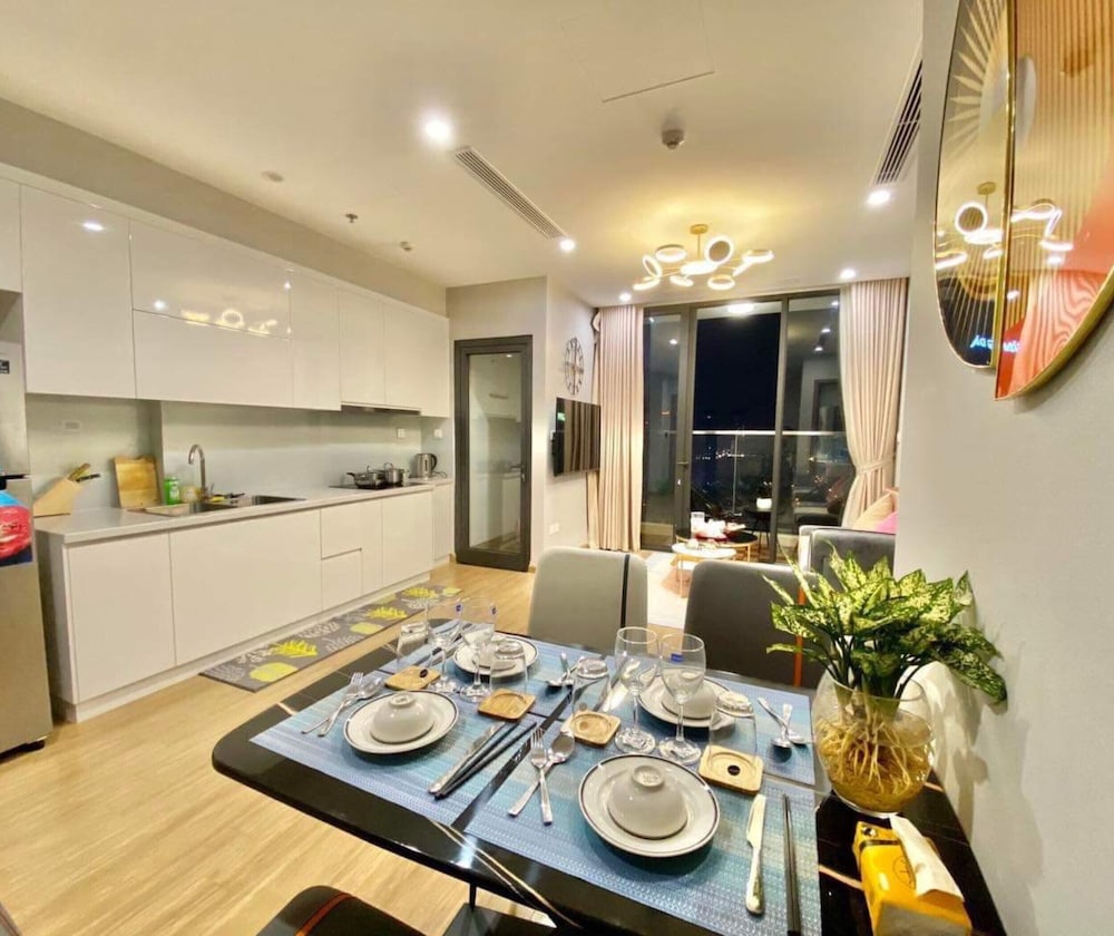 Vinhome SkyLake - Service Apartment