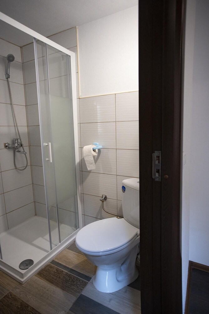 Photo 28