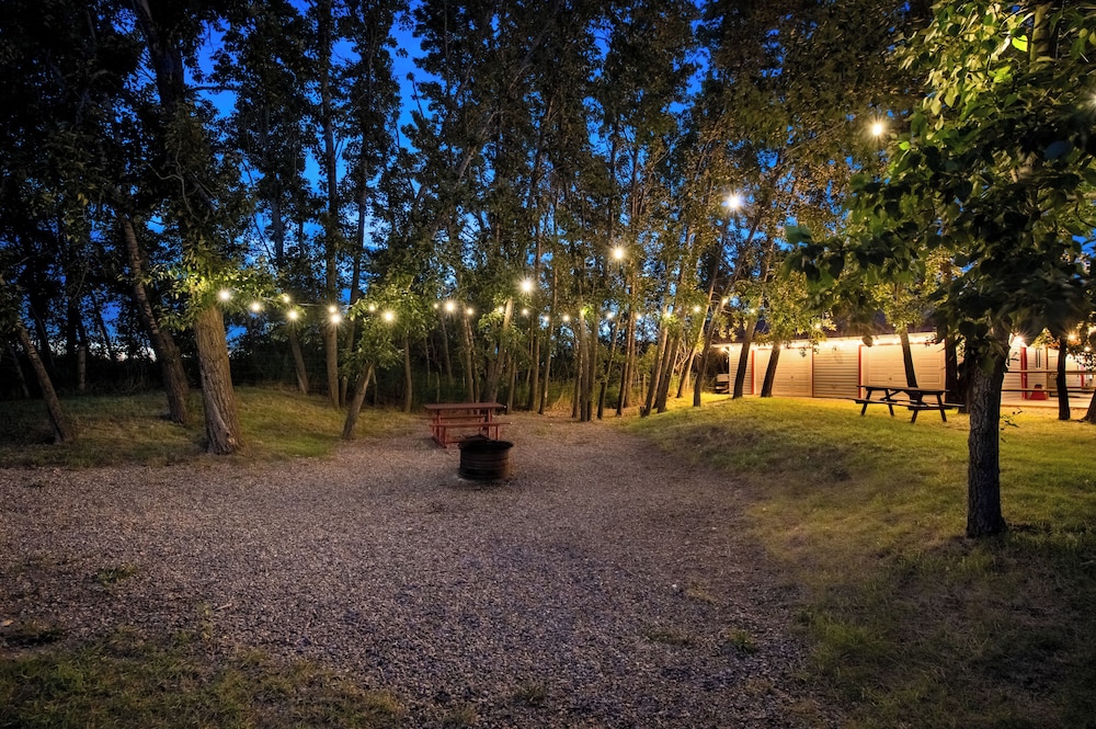 Prairie Junction Cabins Stettler