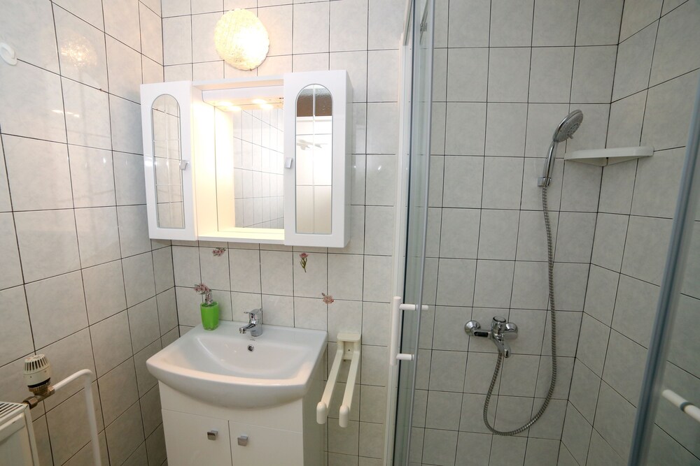 Photo 37