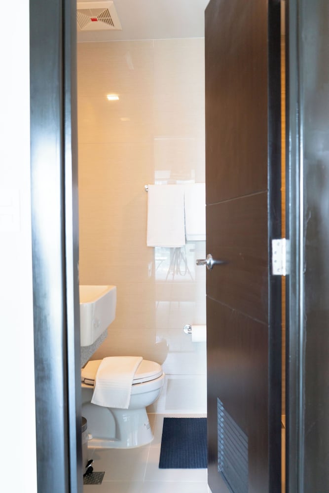 Uptown Park Suites Tower 2