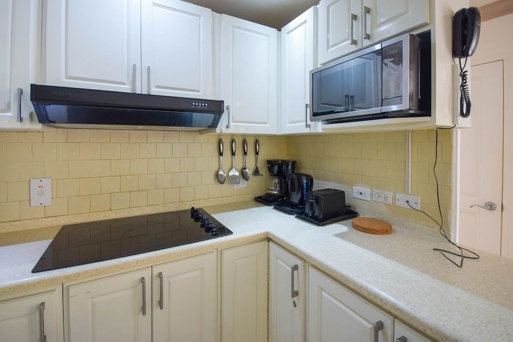 Modern 2-bed Apt Near Beach In St. Lawrence Gap 2 Bedroom Apts by Bluescape