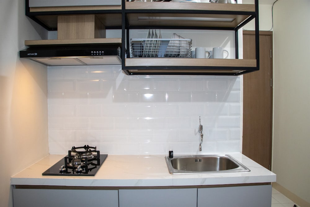 Comfort 2BR at 28th Floor Podomoro Golf View Apartment