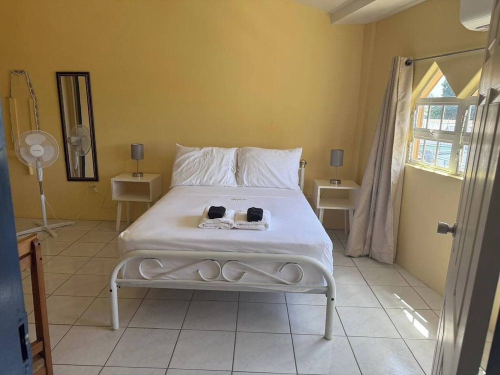 Charming Studio in Port of Spain With Pool Access
