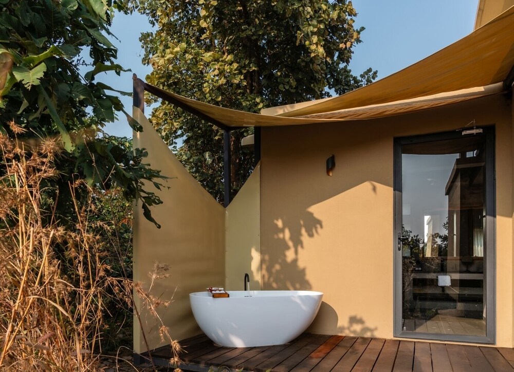 Outpost 12 - A Sinali Experience - Kanha