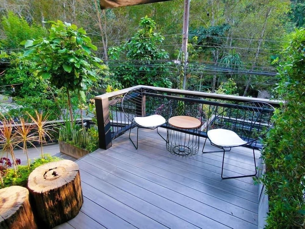 Nomads Hillside Chiangmai view 5