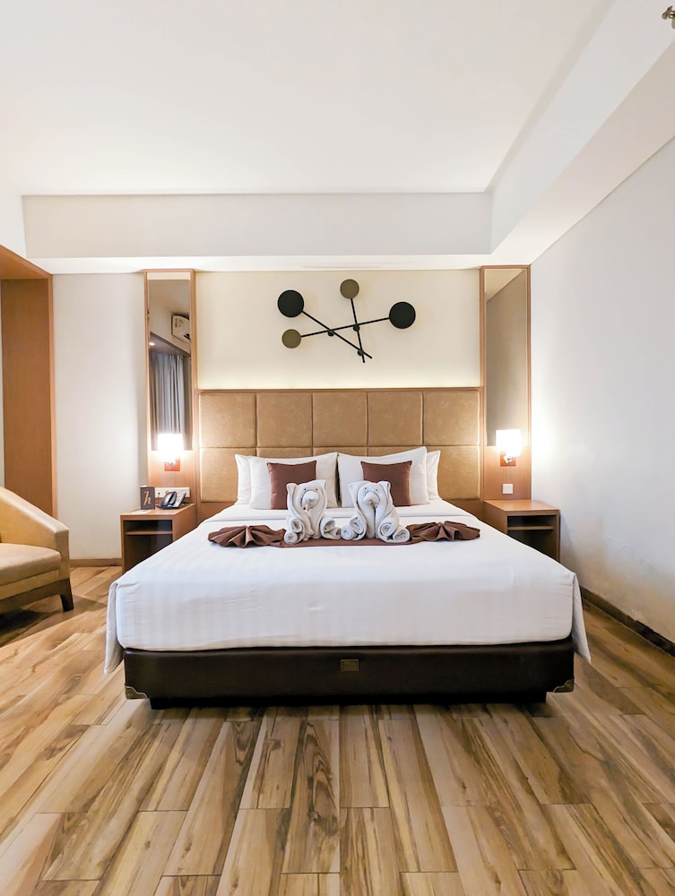 Astanaraya Suites Hotel