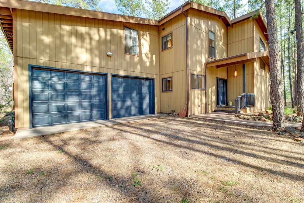 Spacious Pinetop-lakeside Home w/ Deck - Near Golf view 5