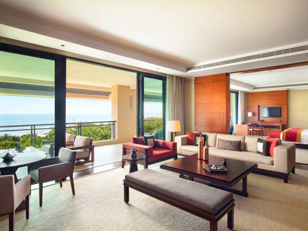 Raffles Hainan