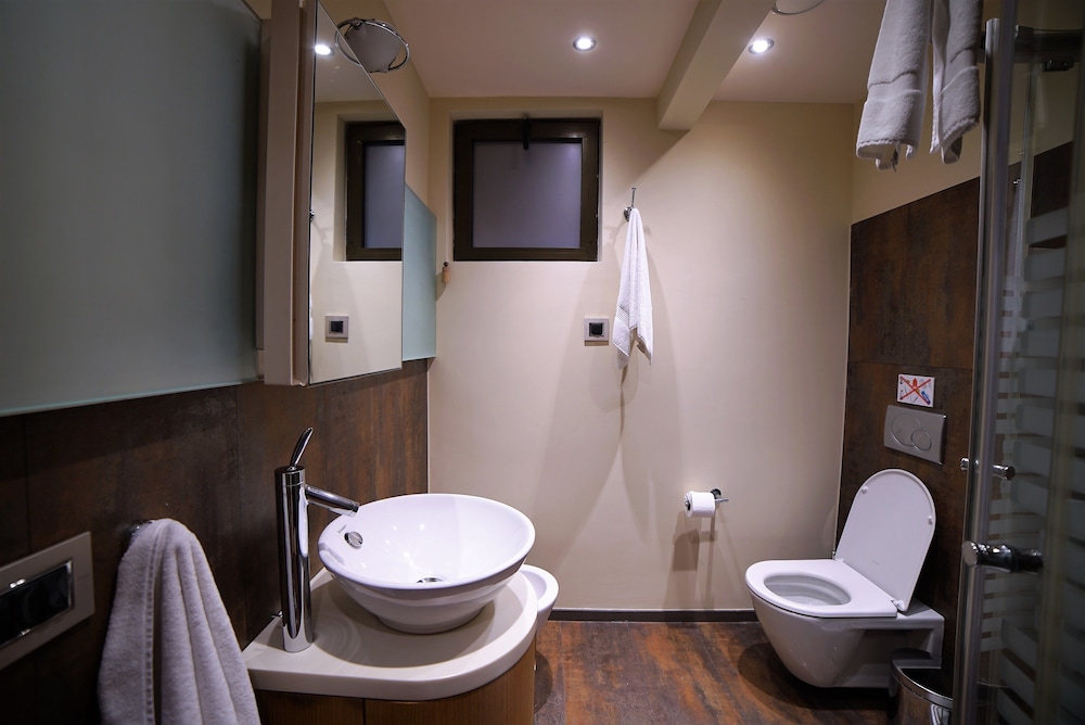 Deris Bosphorus Lodge