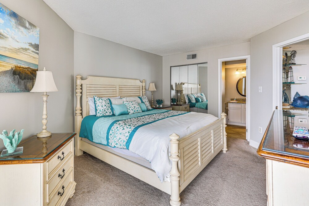 On-site Ocean Access: Condo in North Topsail Beach view 3