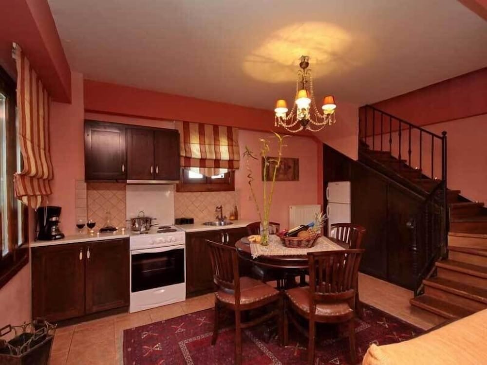 Menalia Villas & Suites