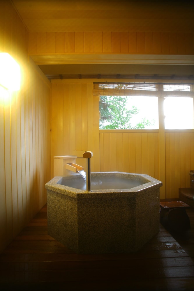 Yoshidaya Sannokaku