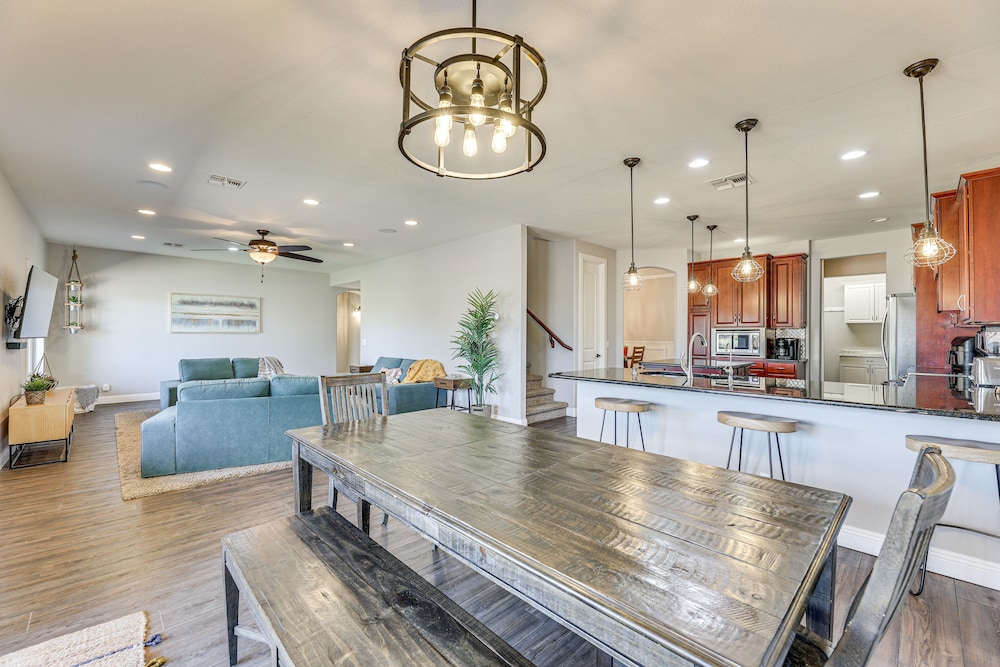 Expansive Mesa Retreat w/ Private Outdoor Pool! view 4
