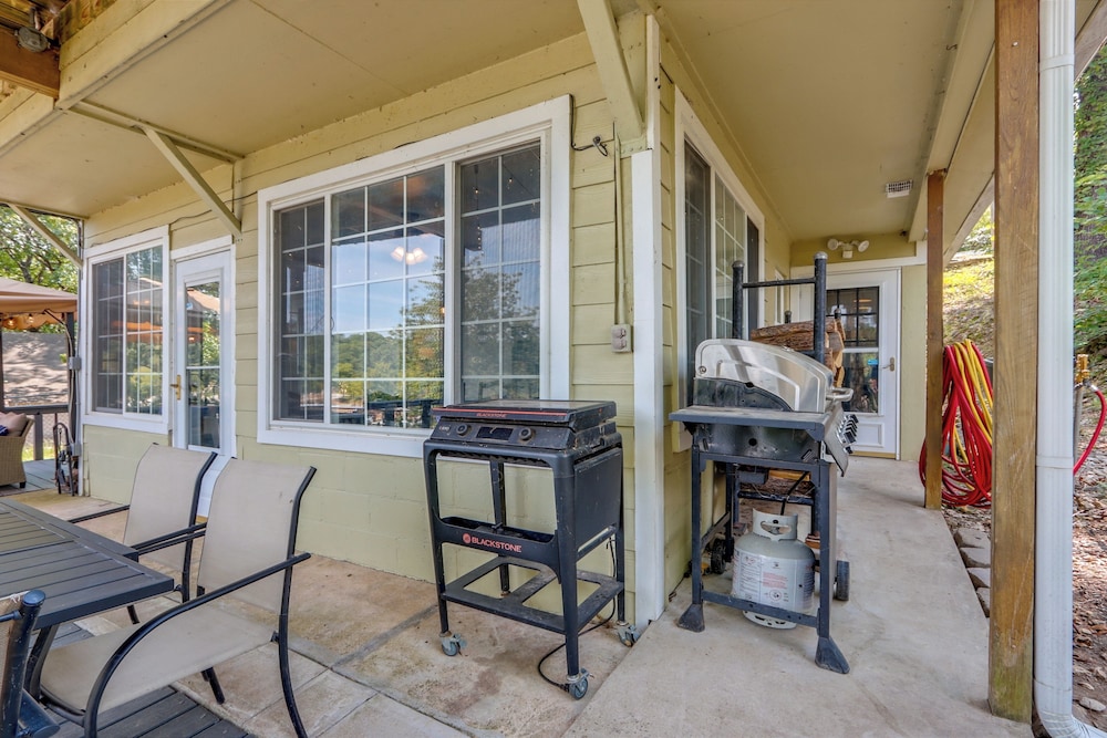 Dock + Views: Scenic Group Retreat on Grand Lake!