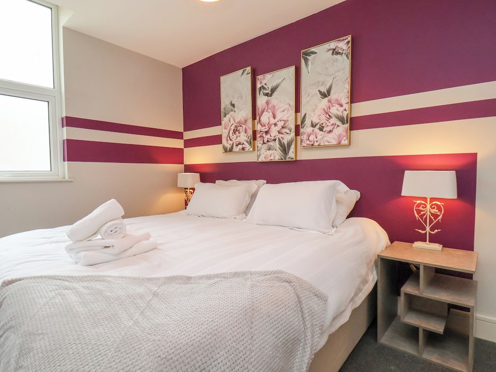 Apt 4 @ Hunter's Quay