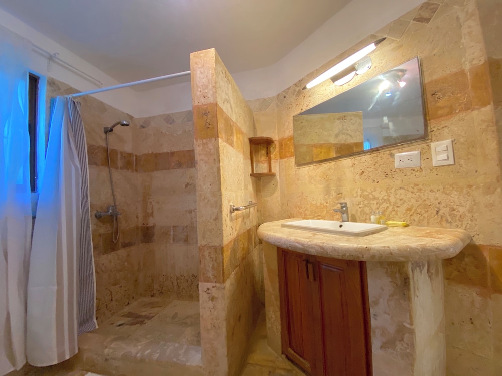 TROPICAL VILLAS playa LOS CORALES