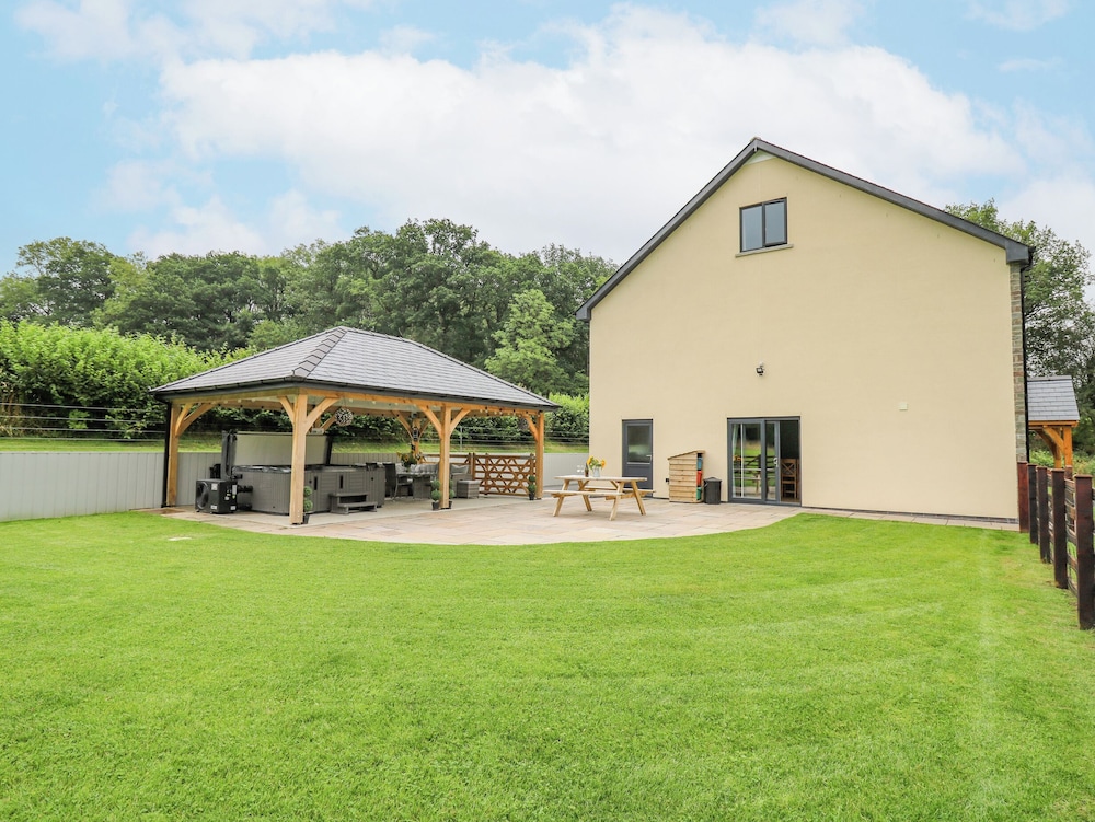 Talarddu Cottage