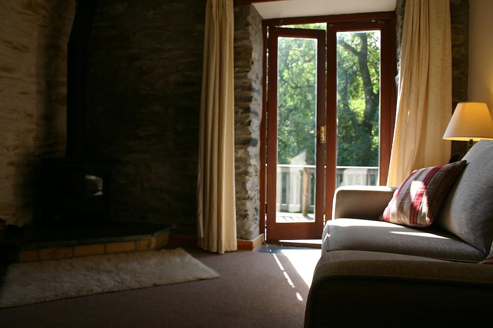 Troedyrhiw Holiday Cottages