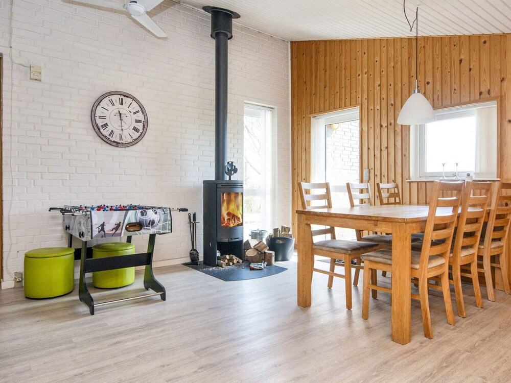 Vintage Holiday Home in Struer near Open Field view 5
