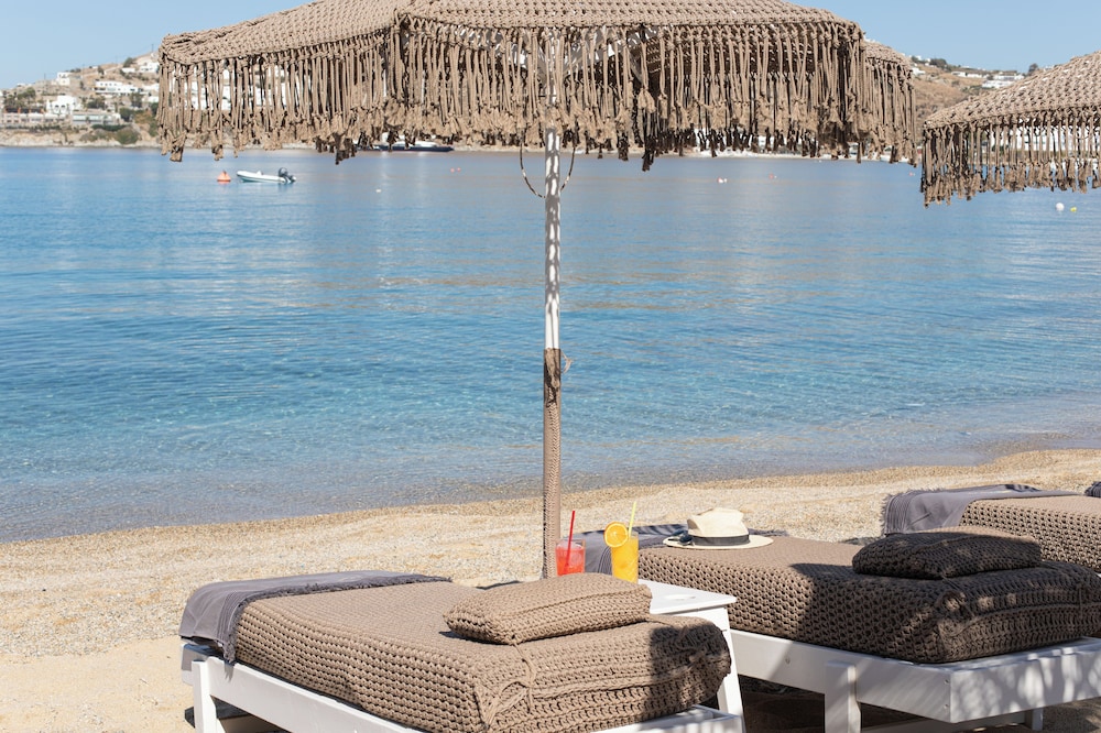 Agia Anna on the beach