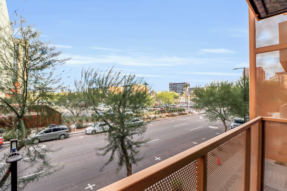 Phoenix Urban Luxury Escape