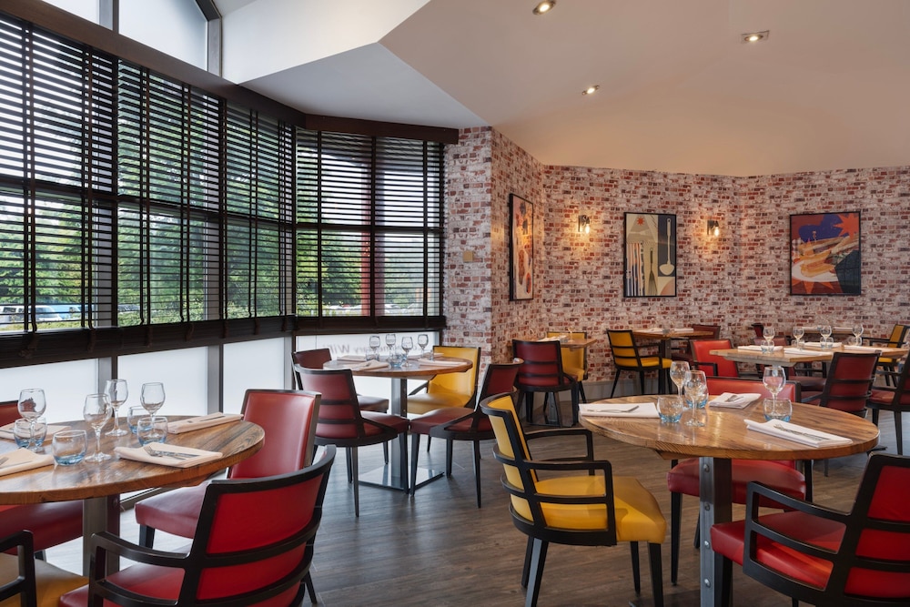 Gateshead Vacations - Delta Hotels by Marriott Newcastle Gateshead - Property Image 2