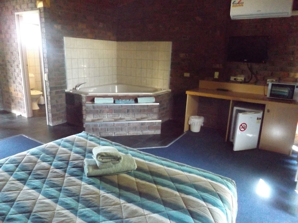 Rivergum Motel
