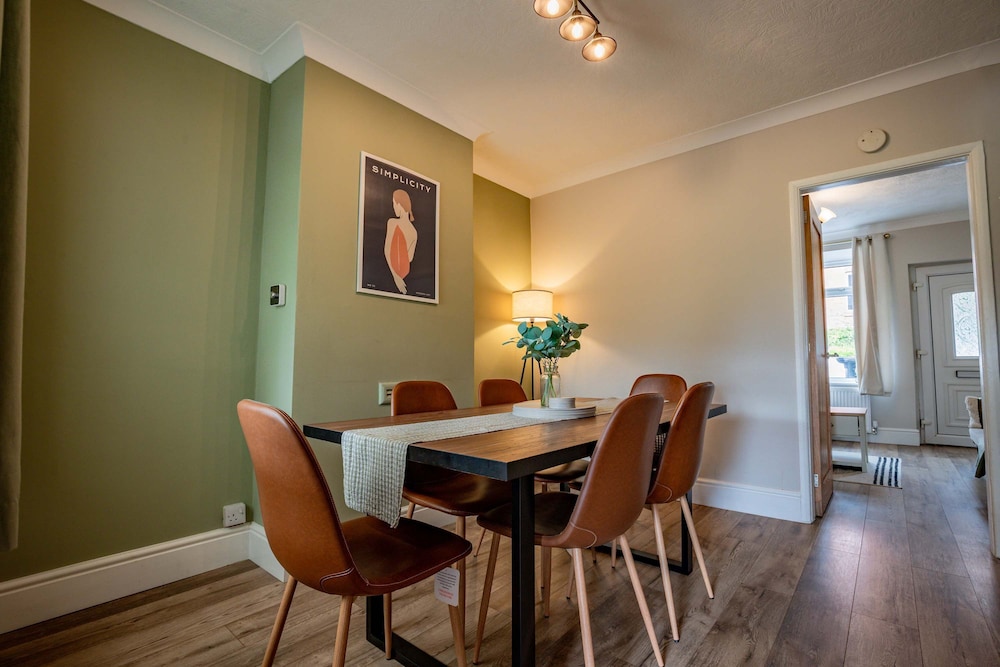 Host Stay Mayfield House