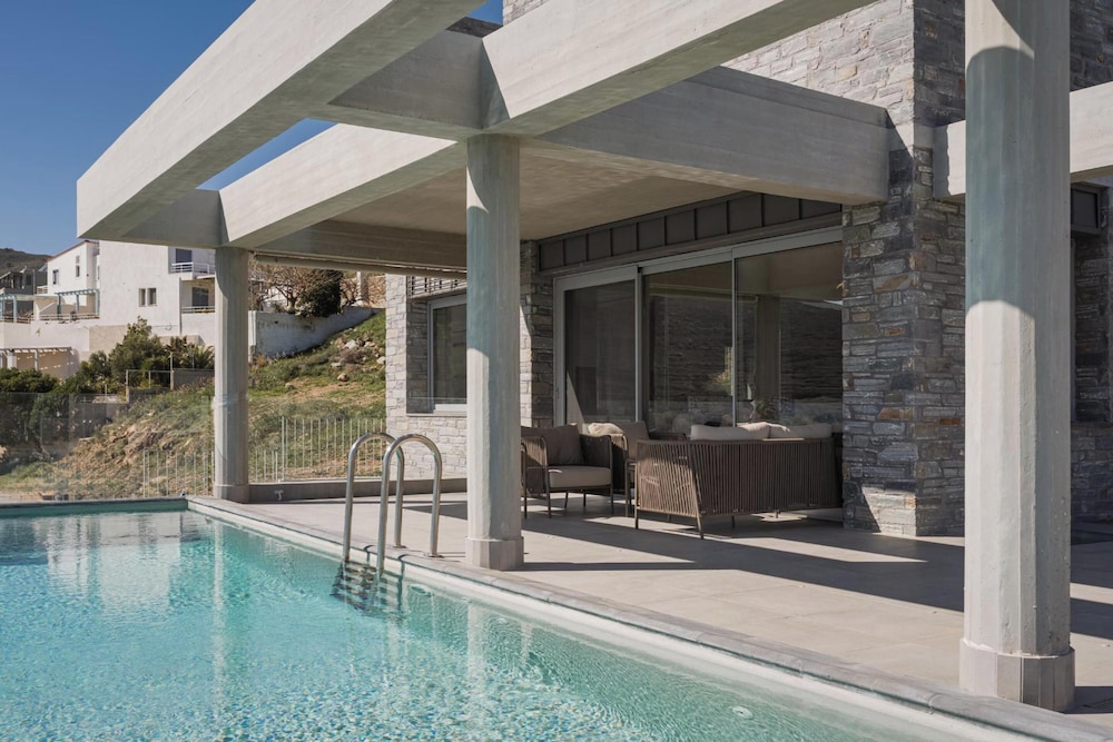 Luxurious Seafront Villa Karystos