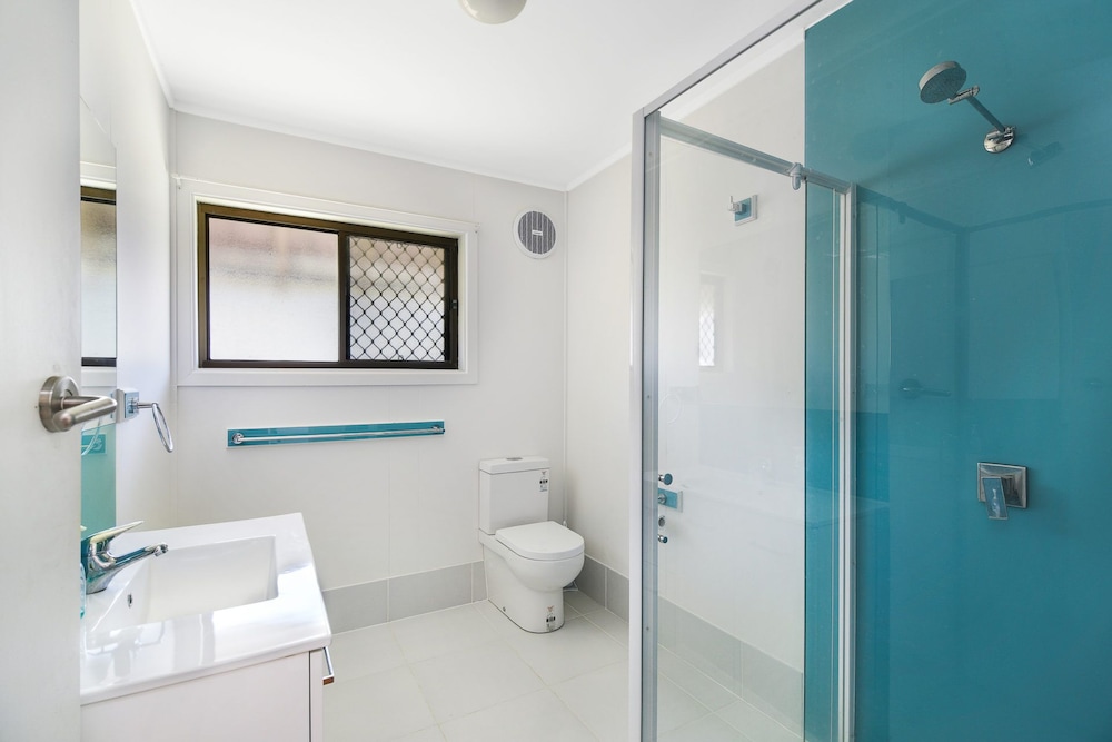 Chalet by the Sea, 10 Pelican Street, Peregian Beach view 2