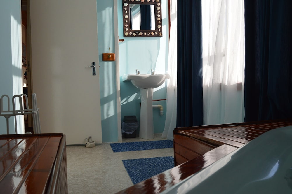 Fisherhaven Traveller's Lodge - Hostel