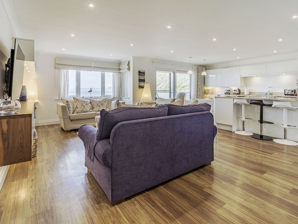 Apartment 18, Burgh Island Causeway