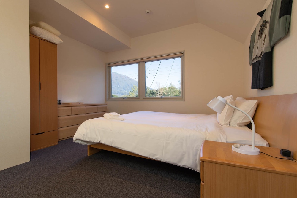 Star Chalet - Image 5