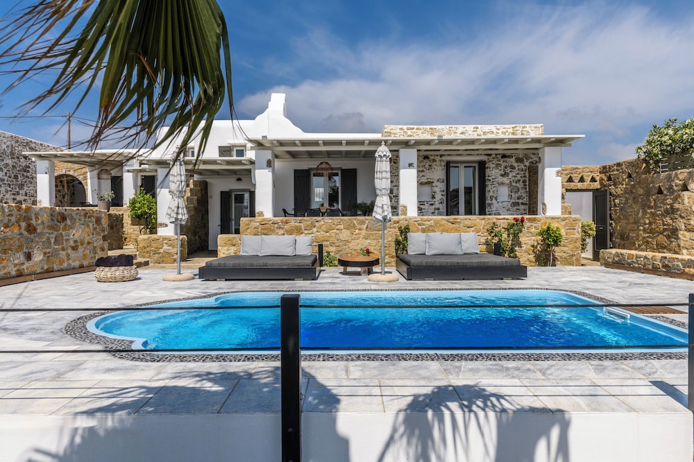 Aurora Mykonos Villas 4