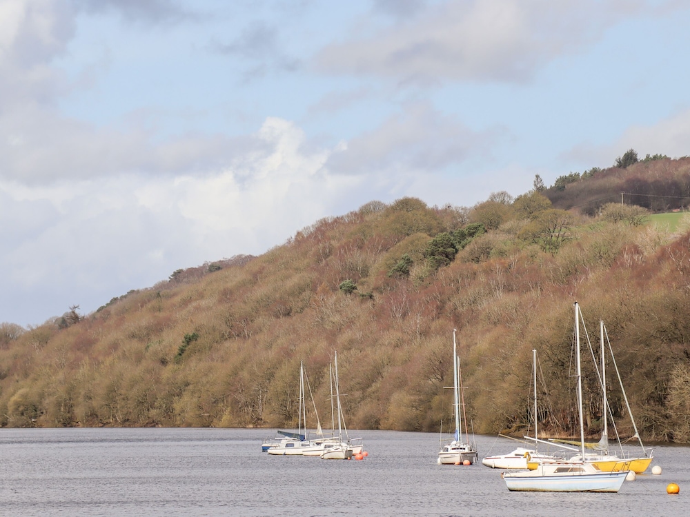 Watersview Lodge