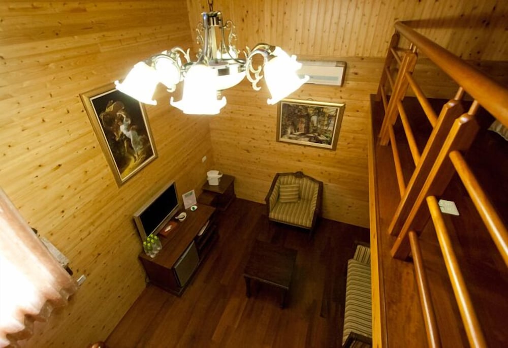Aurora B&B