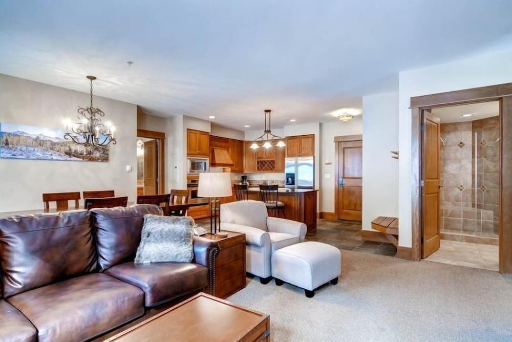 The Timbers in River Run 2 Bedroom Condo view 4