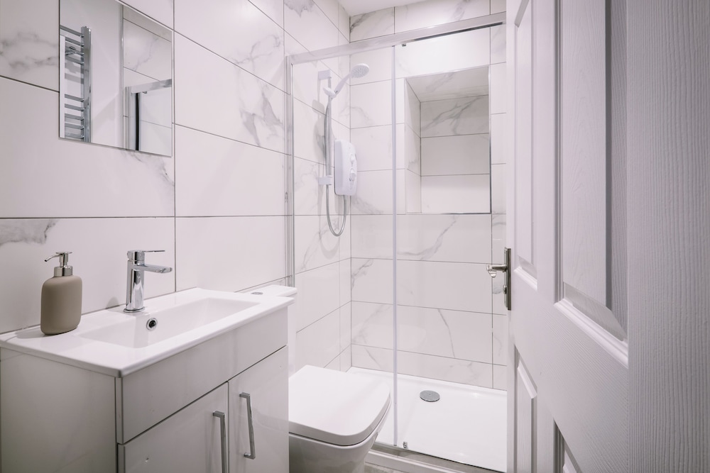 Sun St Apartment 3