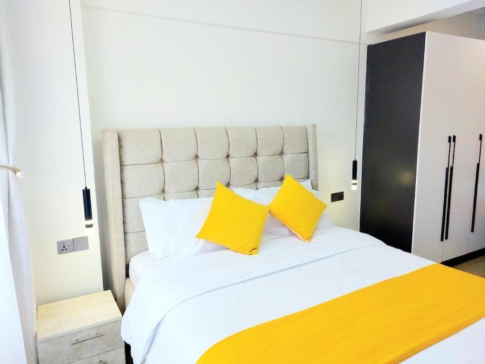 Luxurious Nairobi Condo With Rooftop Pool & Gym