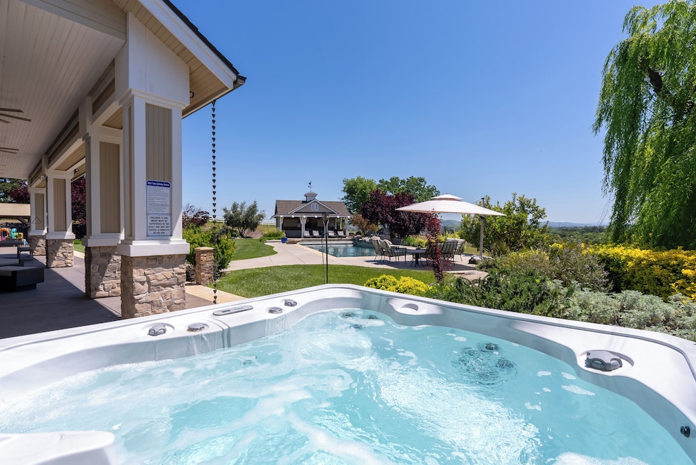 Frontier Resort