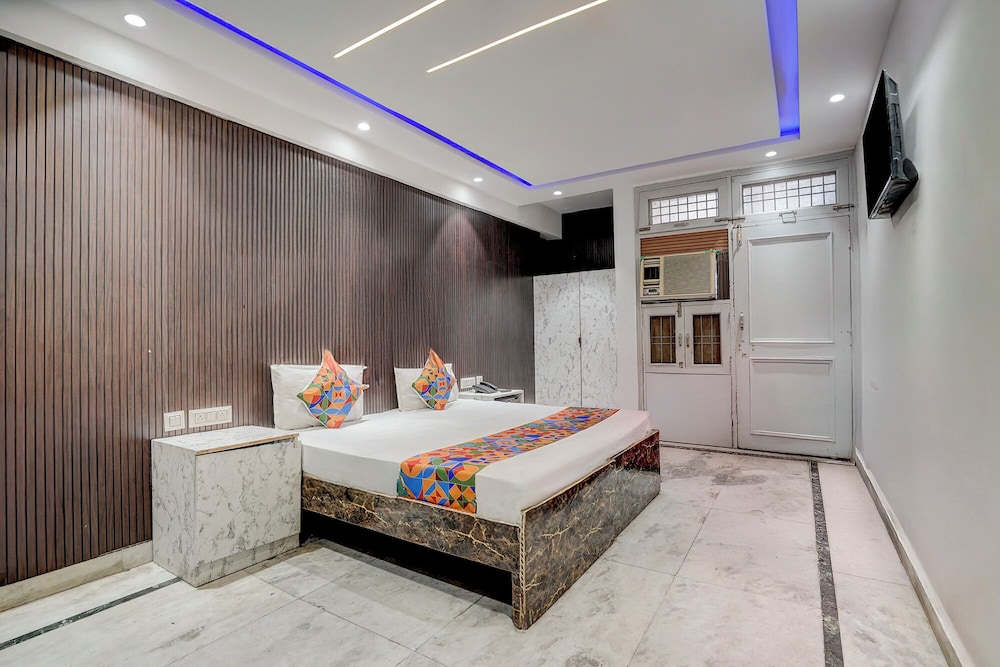 Fabhotel Red Leaf Stay