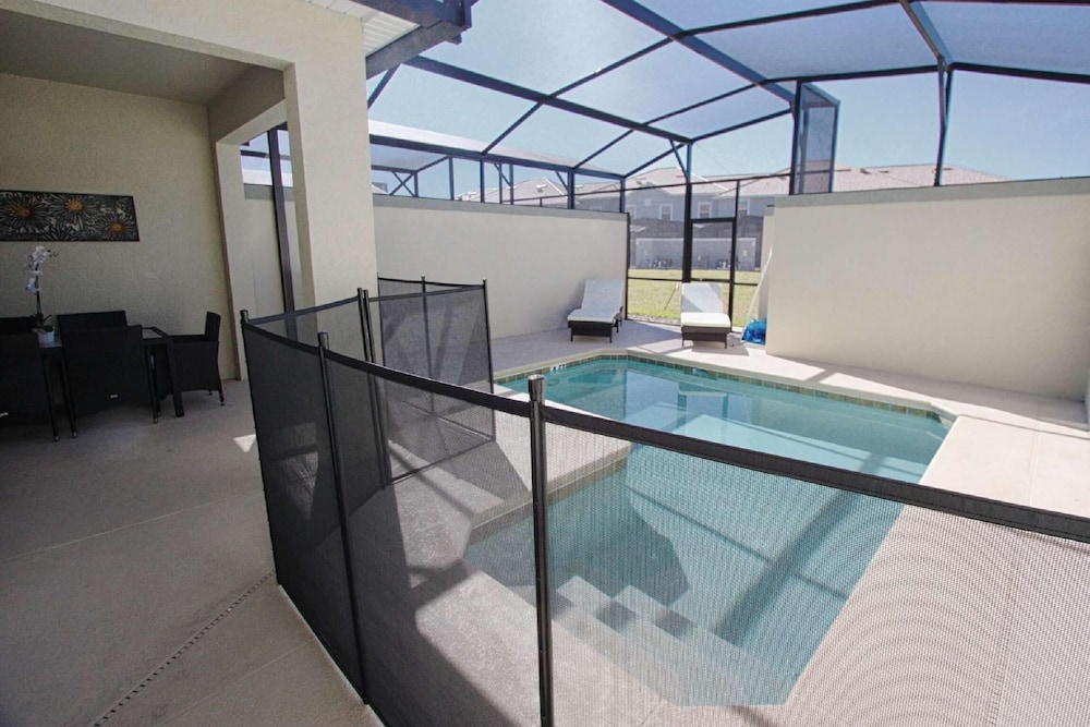 4888 Storey Lake - Image 2