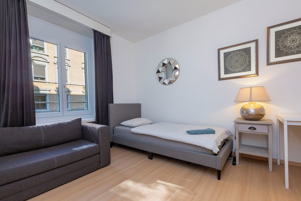 Kaya Zurich Wiedikon