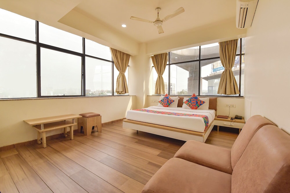 Fabhotel Soham Palace