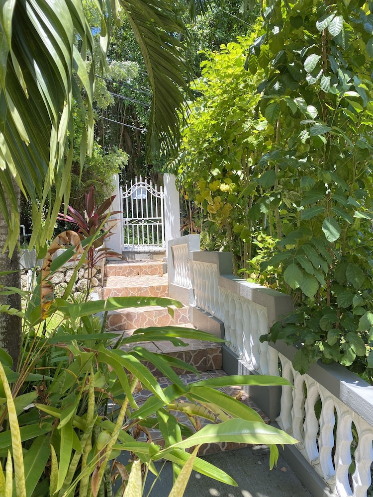 All Nations Guesthouse