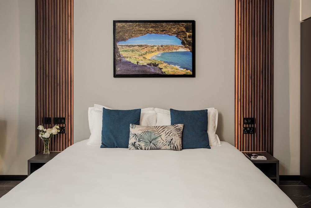 Isabella Suites
