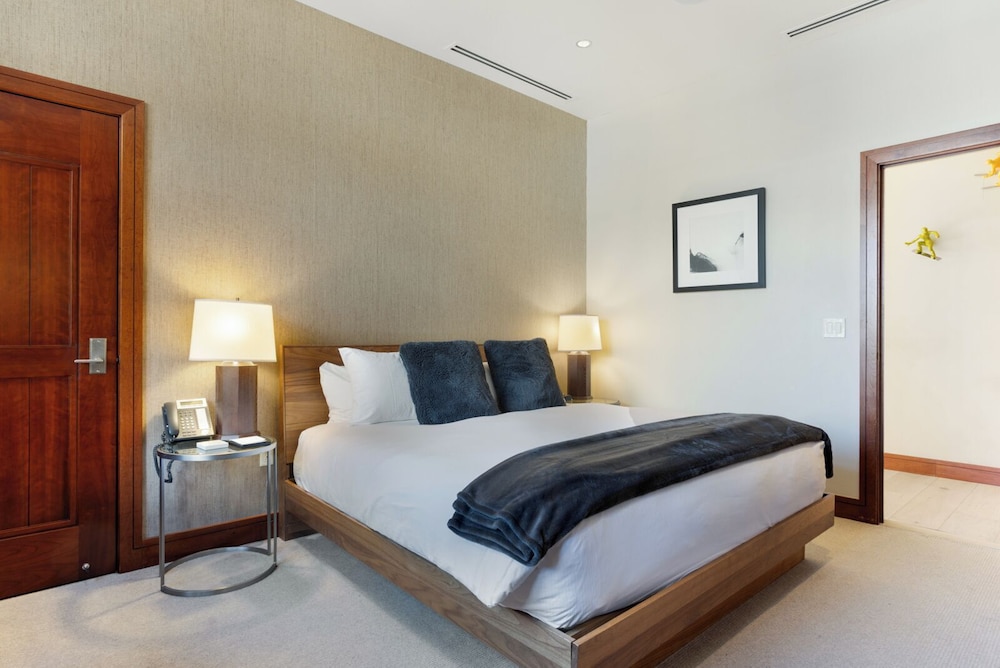 The Heart of Vail Villas at Solaris