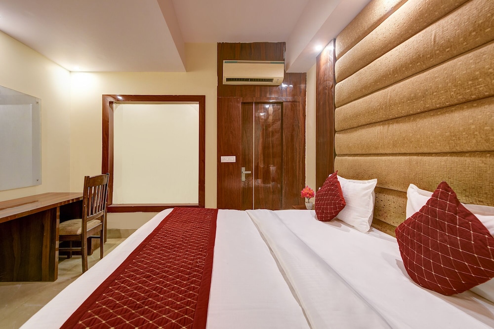 Fabhotel Golden Key Residency